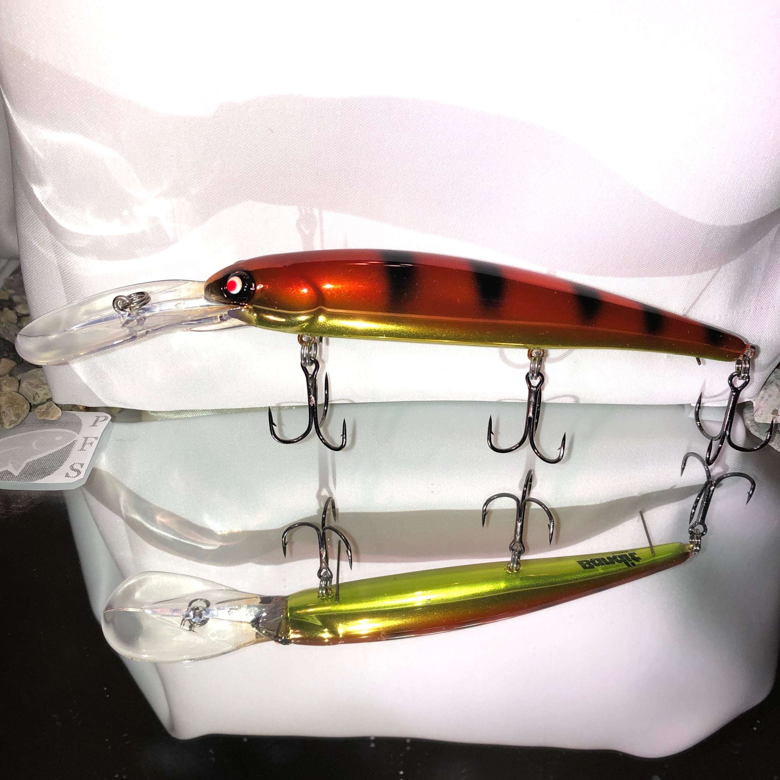 custom bandit fishing lures Jupiter this slender minnow jerkbait is a favorite of anglers around the world JT Custom Bandit Pink lemonaid